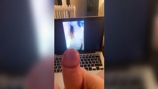 KinkyAsian4U always makes me so turned on