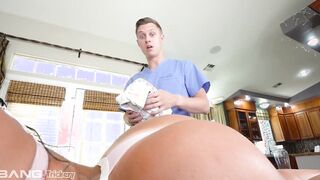 Trickery - Bubble Booty Beauty Mona Azar Fucks Her Masseur