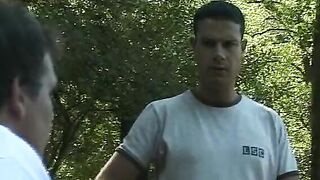 Dreier draussen into der Wildnis HD