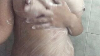 come and take a tub with me