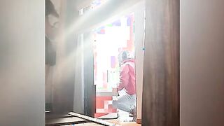 19 Yo women and Food Deliveryman, She Tries to SEDUCE Him for CASH and This Happened! Banged for Cash #1
