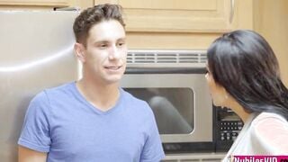 Jaclyn Taylor, Sierra Nicole Inside Lessons From Mama