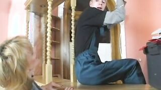 Vulgar dick blowing Bae ride a huge dick on the couch